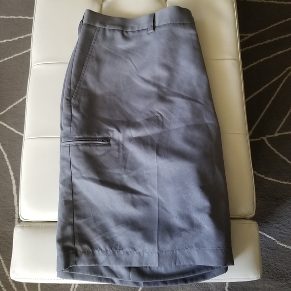 Men's Golf Gray Shorts - Picture 5 of 7